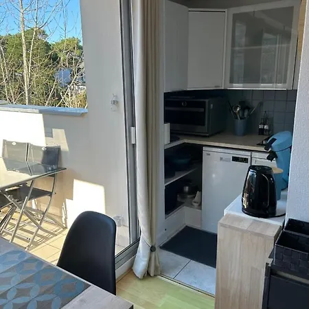 : T2 Tres Proche Au Calme Appartement *